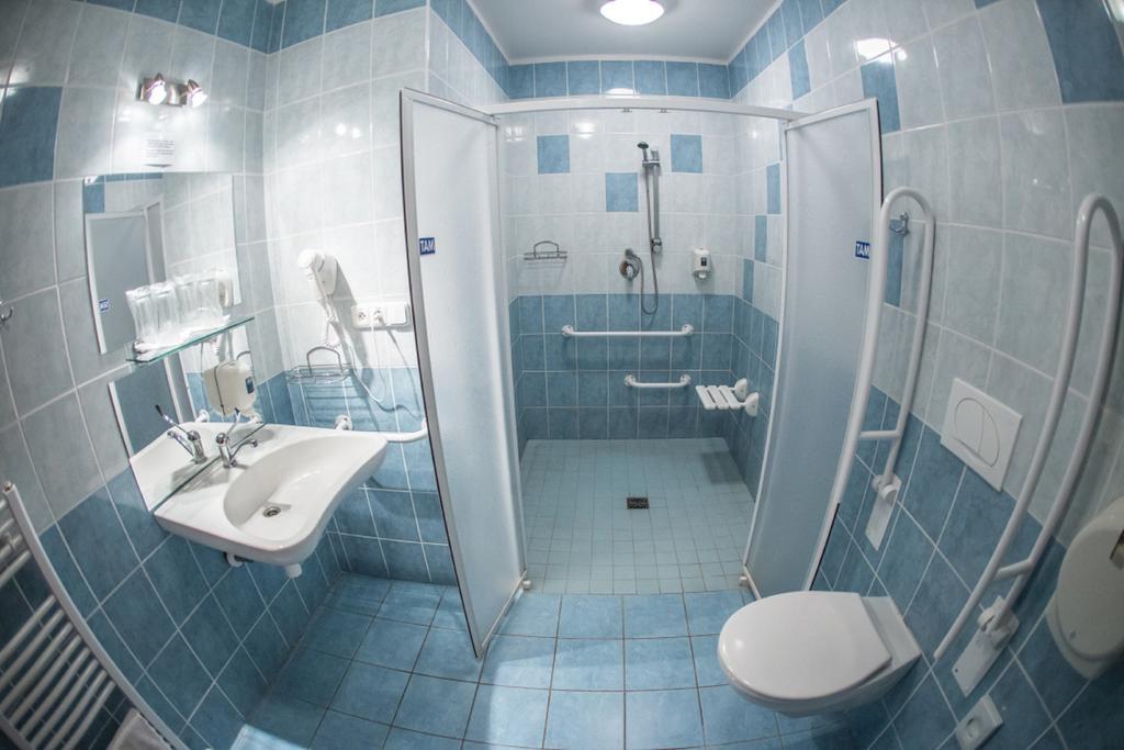Hotel Na Jizni Přerov Rum bild